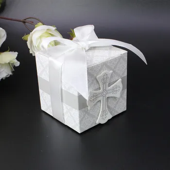50pcs Cruce cutie de bomboane Bomboniere Folie de Deținătorii cu Panglici Pentru Copil de Dus Botez, Aniversare de Nunta Prima Comuniune Botez